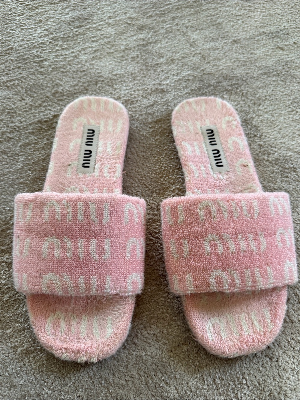 Miu Miu Logo Terry Slides!